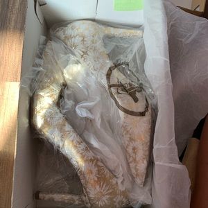 Michael Kors flex pump Metallic Embossed leather